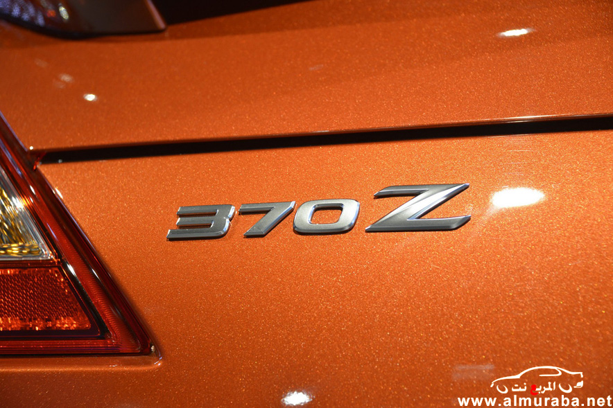 نيسان زد 2013 كوبيه المطورة تنطلق في معرض باريس للسيارات بالصور Nissan 370Z Coupe 2013 5